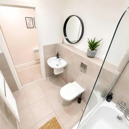 Free Parking Stokes Croft 2-bed Flat Sleeps 5 Appartement *